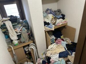 沖縄県渡嘉敷村2DKマンションK様のゴミ屋敷片付け事例