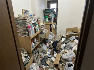 沖縄県渡嘉敷村1KマンションK様のゴミ屋敷片付け事例