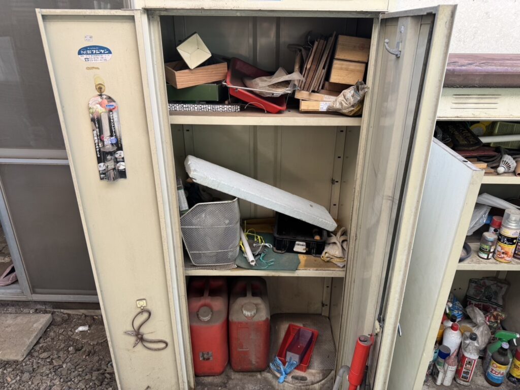 北海道函館市3LDK以上マンションK様のゴミ屋敷片付け事例 Before