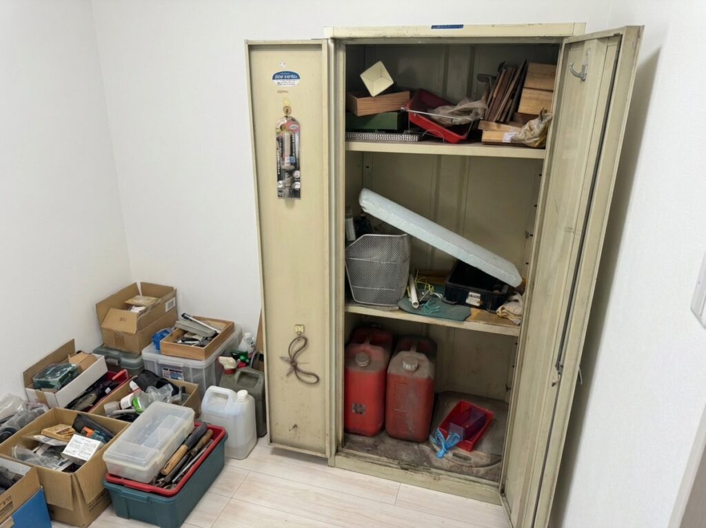 北海道函館市4LDK戸建て（一軒家）H様のゴミ屋敷片付け事例 Before