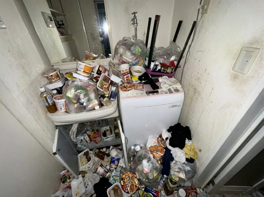 北海道根室市5LDK以上戸建て（一軒家）Y様のゴミ屋敷片付け事例 Before