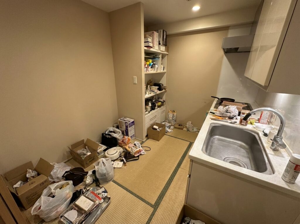 北海道深川市5LDK以上戸建て（一軒家）F様のゴミ屋敷片付け事例 Before