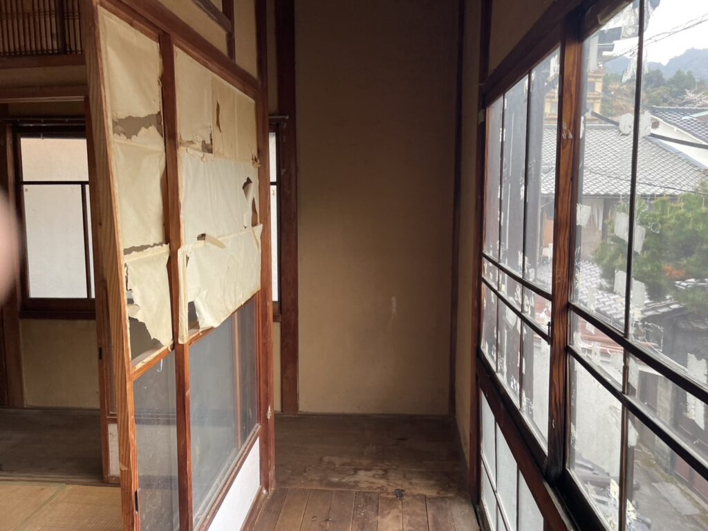 北海道石狩市1KアパートS様のゴミ屋敷片付け事例 Before