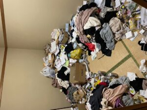 北海道鹿部町2LDKマンションS様のゴミ屋敷片付け事例