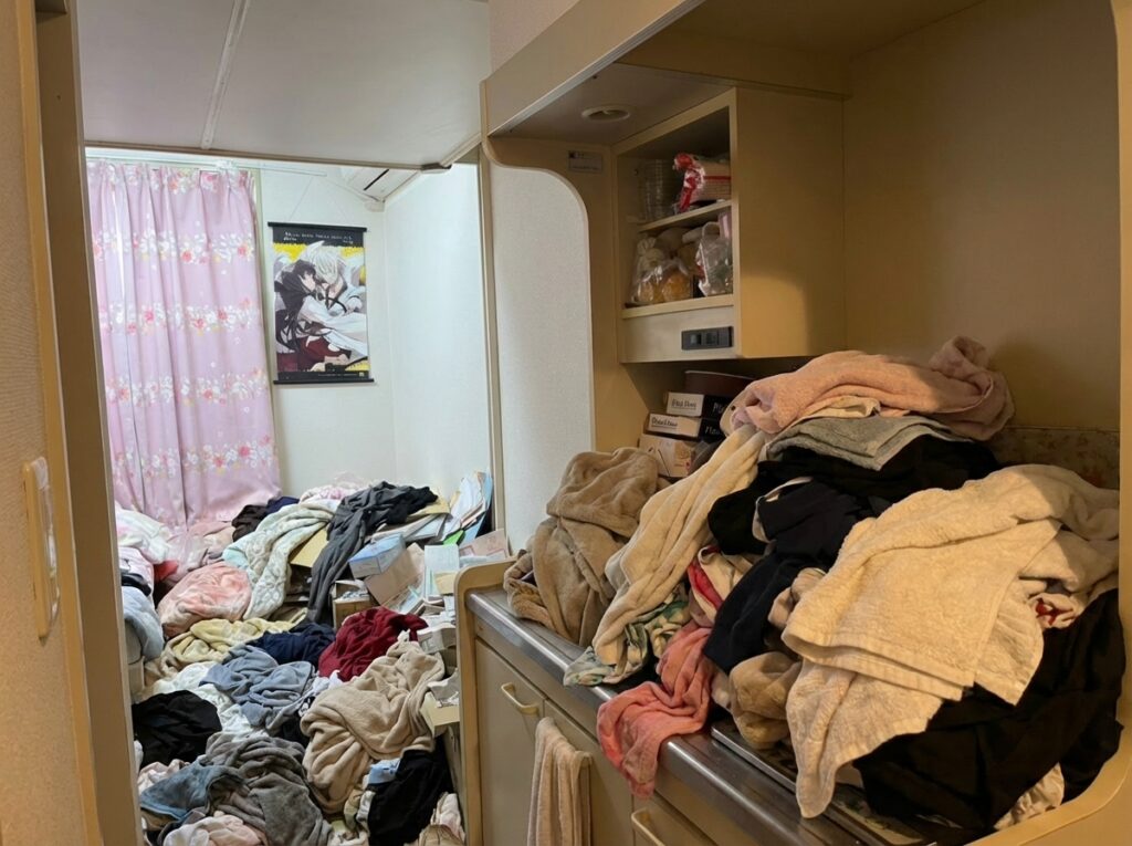 北海道上ノ国町2DK戸建て（一軒家）S様のゴミ屋敷片付け事例 Before