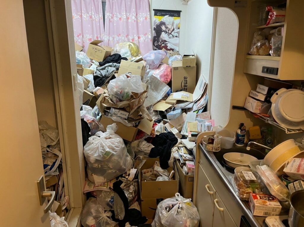 北海道厚沢部町3LDK以上戸建て（一軒家）T様のゴミ屋敷片付け事例 Before