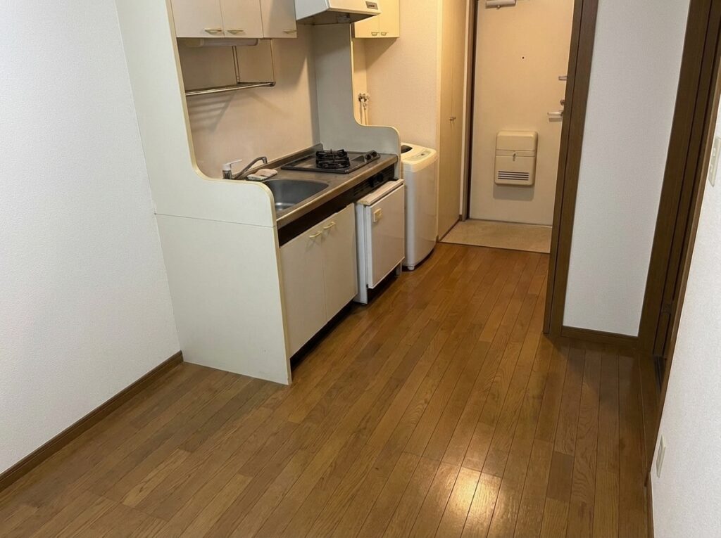 北海道乙部町1DKアパートF様のゴミ屋敷片付け事例 After
