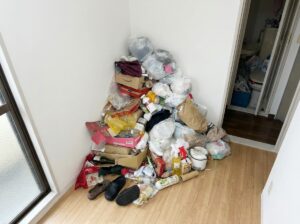 北海道寿都町1KマンションM様のゴミ屋敷片付け事例