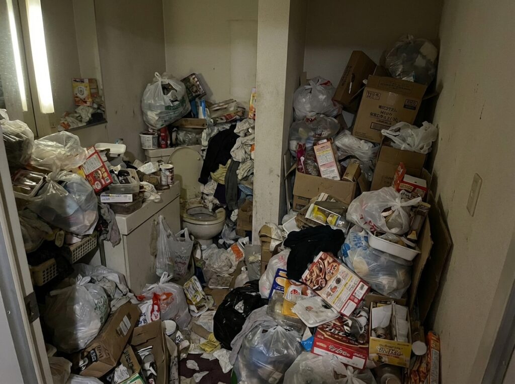 北海道ニセコ町3LDK以上戸建て（一軒家）T様のゴミ屋敷片付け事例 Before
