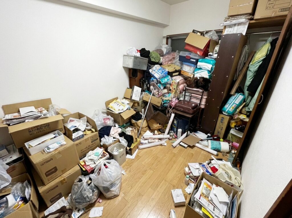 北海道和寒町3LDK以上オフィス・事務所T様のゴミ屋敷片付け事例 Before