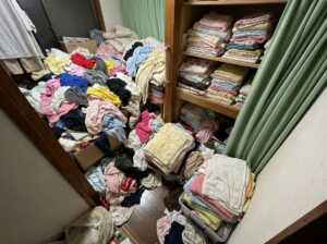 北海道剣淵町1KアパートH様のゴミ屋敷片付け事例