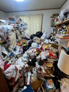 ゴミ屋敷片付け｜佐賀県太良町4LDKマンションＳ.Ｎ様の作業事例