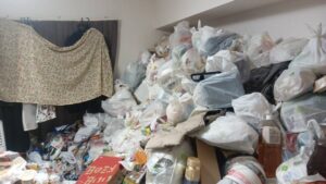ゴミ屋敷片付け｜埼玉県三芳町1KマンションＵ.Ａ様の作業事例