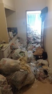 ゴミ屋敷片付け｜富山県高岡市4LDKアパートＡ.Ｋ様の作業事例