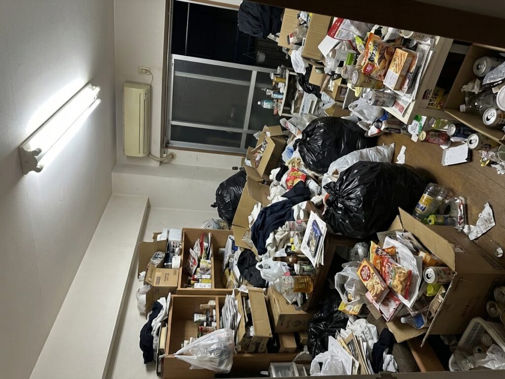 北海道浜頓別町2DK戸建て（一軒家）I様のゴミ屋敷片付け事例 Before