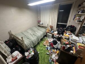 北海道礼文町1KアパートG様のゴミ屋敷片付け事例