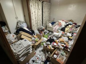 北海道遠軽町4LDK二世帯住宅S様のゴミ屋敷片付け事例