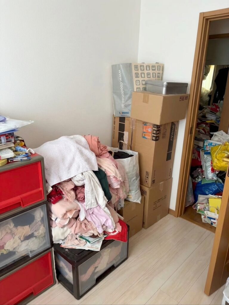 北海道利尻富士町2LDK戸建て（一軒家）H様のゴミ屋敷片付け事例 Before